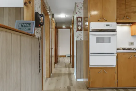 39 Pequawket Trail Standish ME 04084