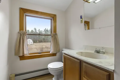 39 Pequawket Trail Standish ME 04084