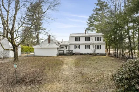 39 Pequawket Trail Standish ME 04084