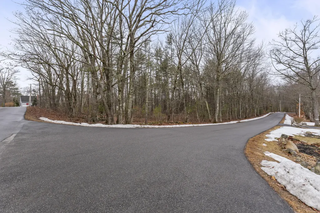 297-2 Loop Road Wells ME 04090
