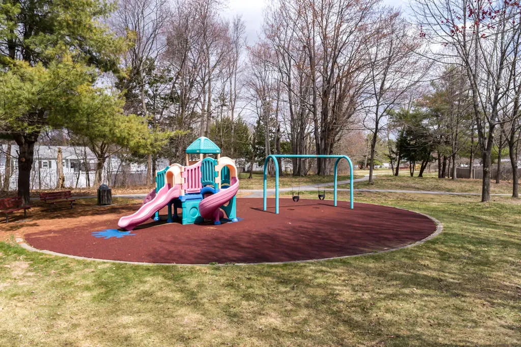 37 Moore Avenue Brunswick ME 04011
