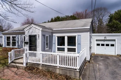37 Moore Avenue Brunswick ME 04011