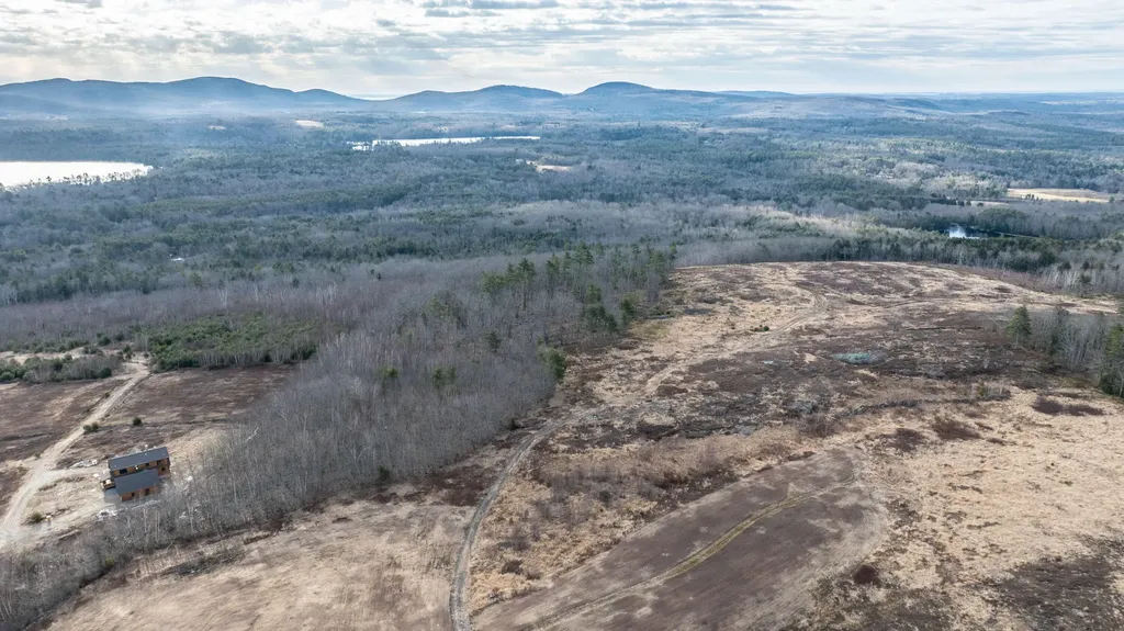 983 Barrett Hill Road Union ME 04862