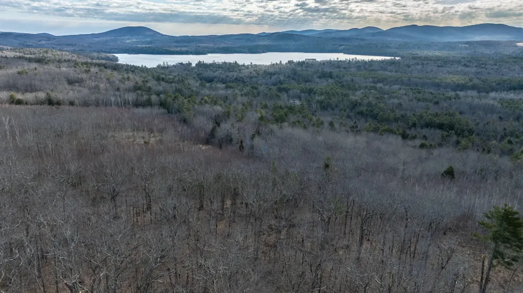 983 Barrett Hill Road Union ME 04862