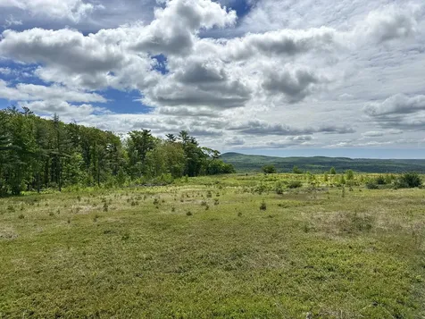 983 Barrett Hill Road Union ME 04862