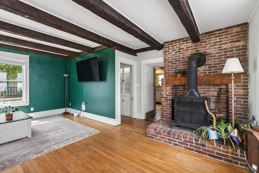 5 Newman Street Lewiston ME 04240