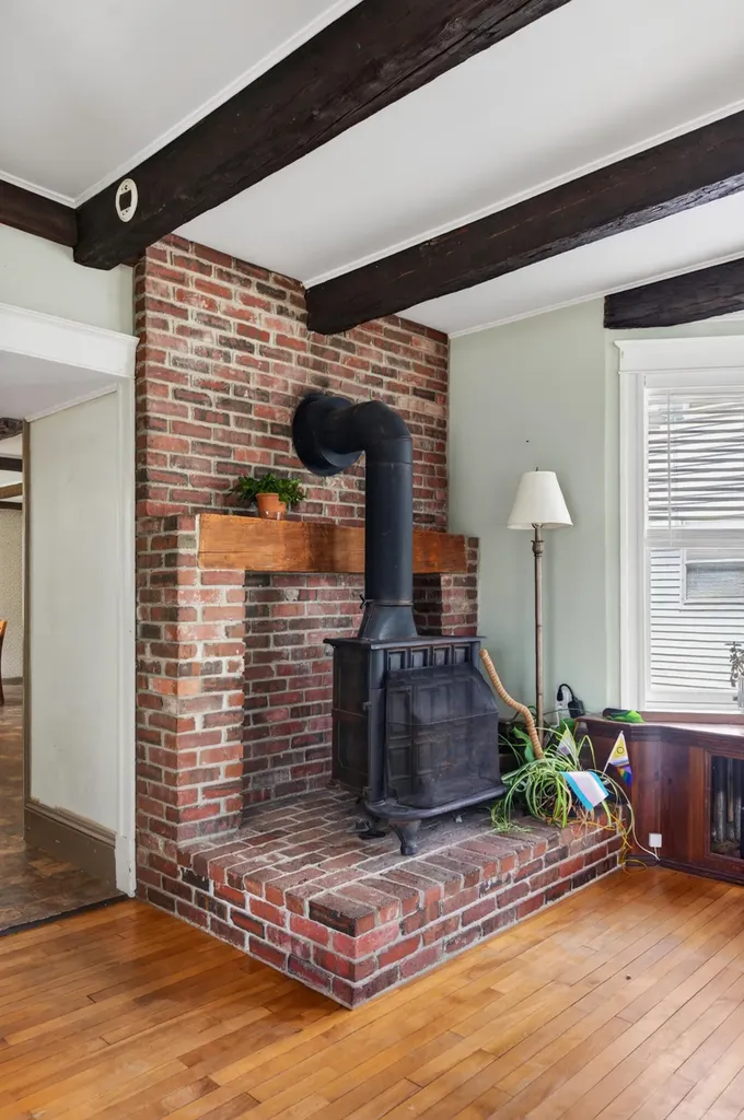 5 Newman Street Lewiston ME 04240