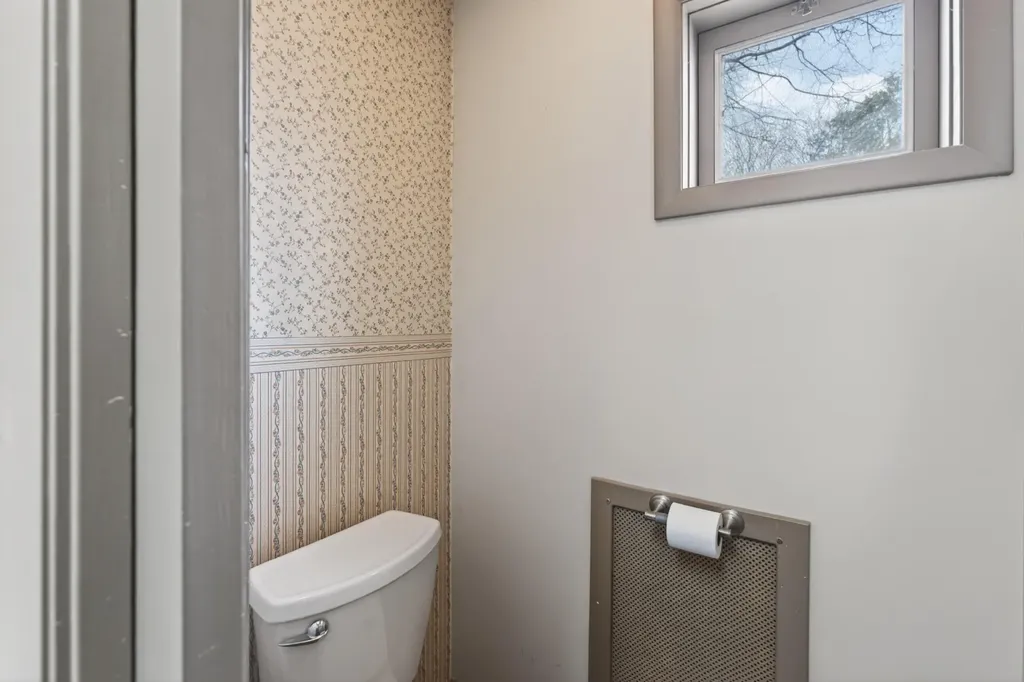 5 Newman Street Lewiston ME 04240