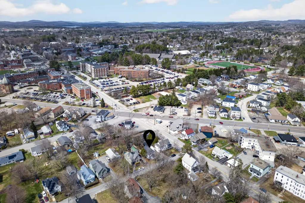 5 Newman Street Lewiston ME 04240