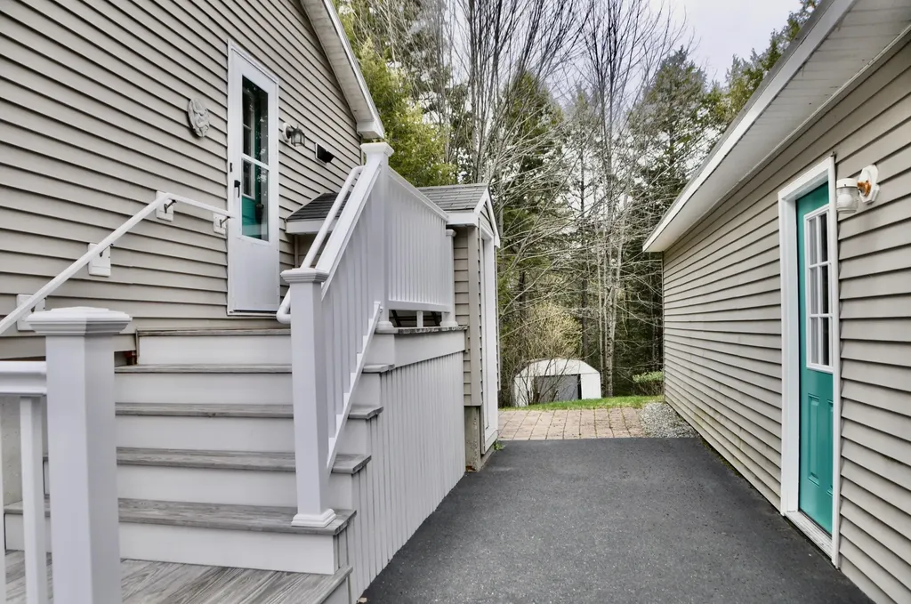 345 Woodville Road Falmouth ME 04105