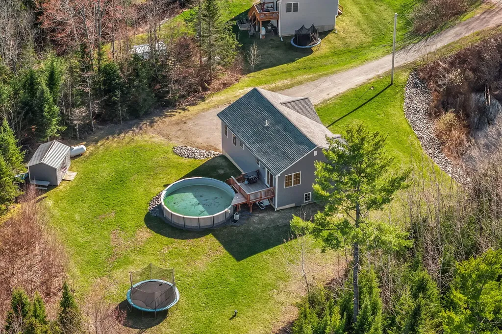 2016 Hemlock Drive Hermon ME 04401