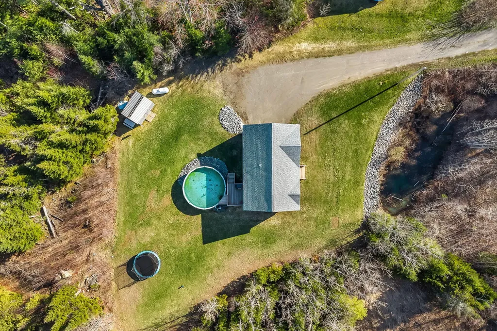 2016 Hemlock Drive Hermon ME 04401