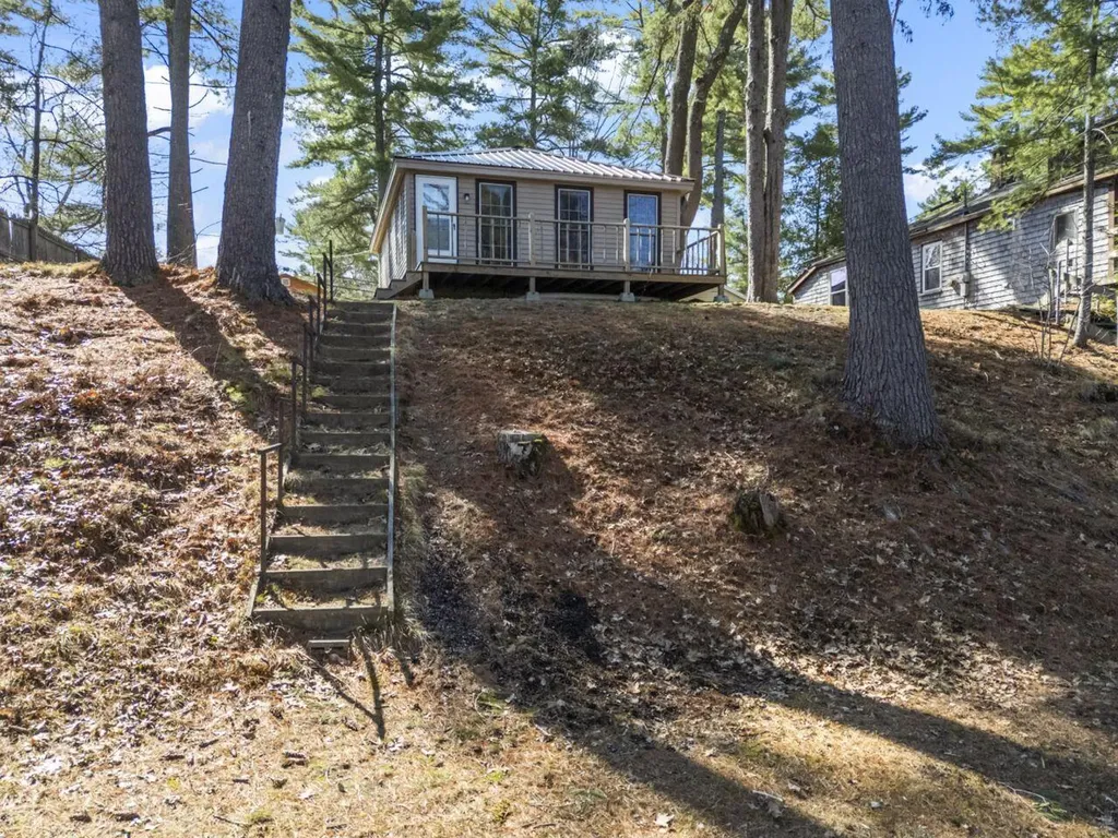 12 Shore Road Windham ME 04062
