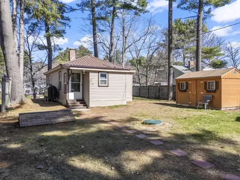 12 Shore Road Windham ME 04062