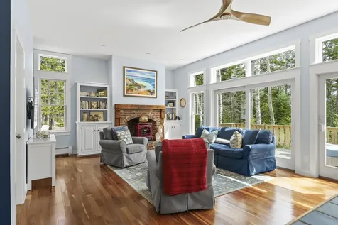 42 Pumpkin Cove Road Bristol ME 04554