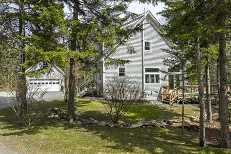 42 Pumpkin Cove Road Bristol ME 04554