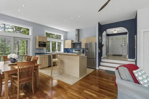42 Pumpkin Cove Road Bristol ME 04554