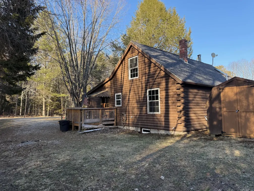 31 Range Road Brunswick ME 04011
