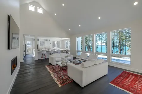 101 Cow Point Roque Bluffs ME 04654