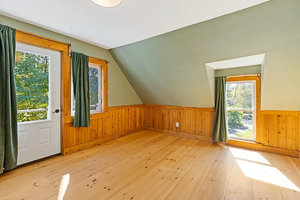 564 Hussey Hill Road Vassalboro ME 04989