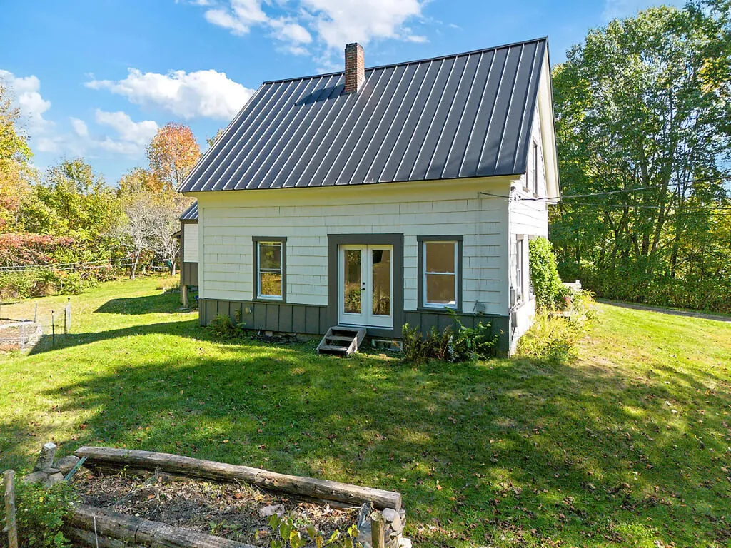 564 Hussey Hill Road Vassalboro ME 04989