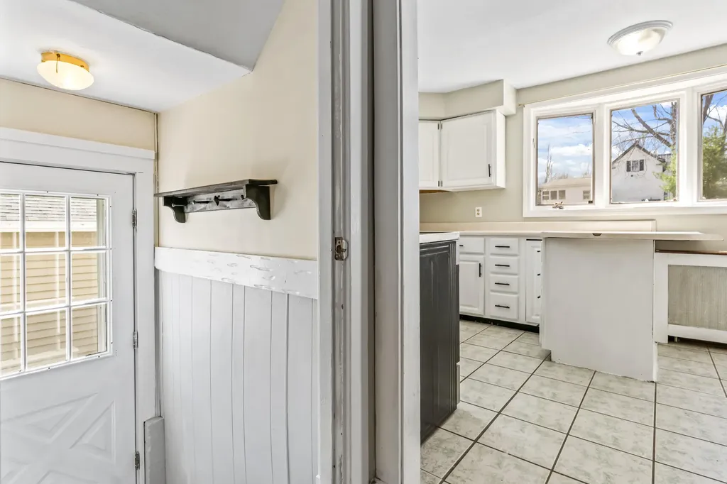 42 Murray Street Augusta ME 04330
