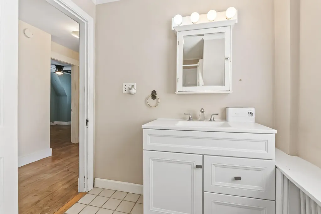 42 Murray Street Augusta ME 04330