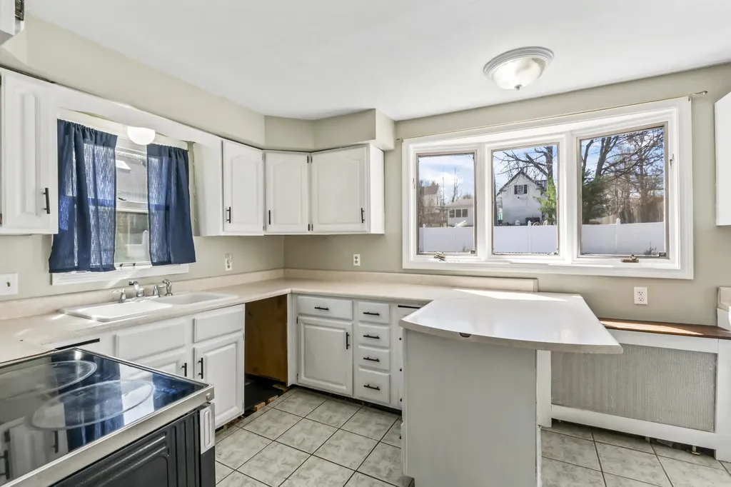 42 Murray Street Augusta ME 04330