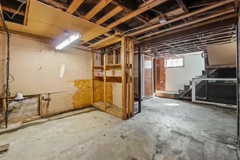 42 Murray Street Augusta ME 04330