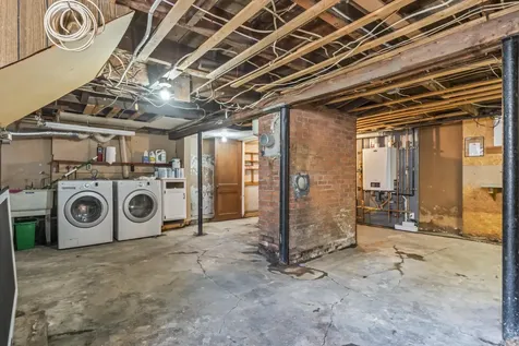 42 Murray Street Augusta ME 04330