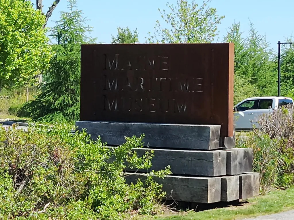 14 Getchell Street Bath ME 04530