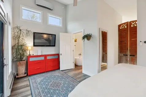 12 Wallace Street Kennebunk ME 04043