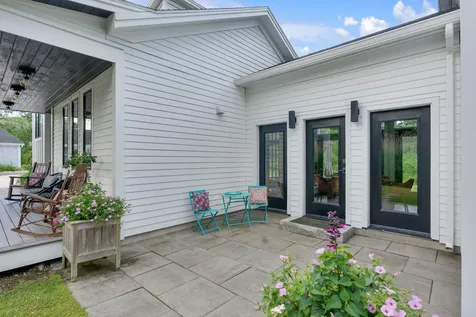 12 Wallace Street Kennebunk ME 04043