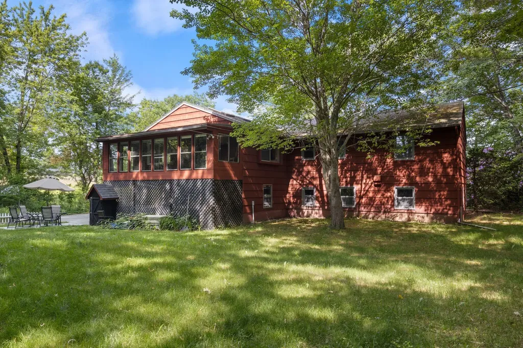 56 Plaisted Road York ME 03909