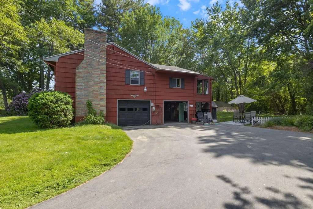 56 Plaisted Road York ME 03909