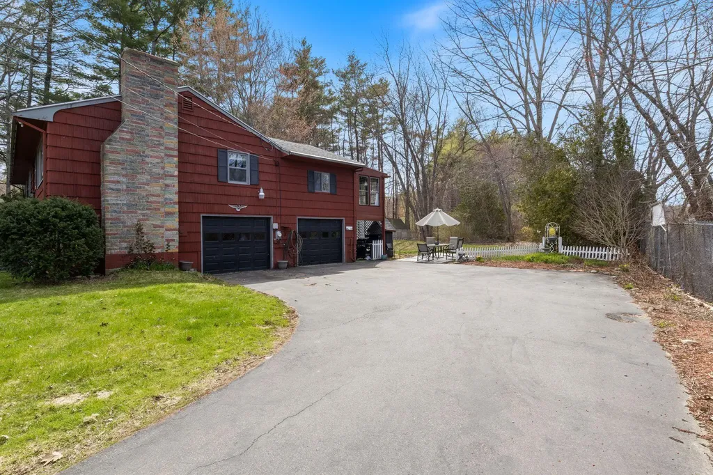 56 Plaisted Road York ME 03909