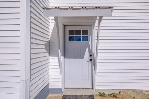 605 Hebron Road Paris ME 04281