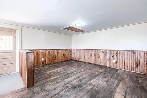 605 Hebron Road Paris ME 04281