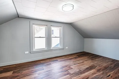 605 Hebron Road Paris ME 04281