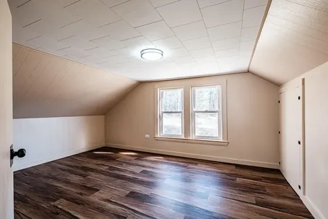 605 Hebron Road Paris ME 04281