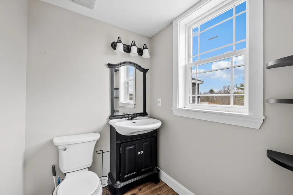 255 Federal Street Alfred ME 04002