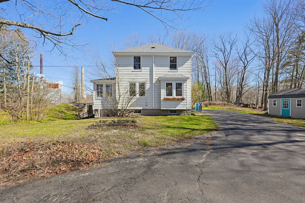 230 Cumberland Street Westbrook ME 04092