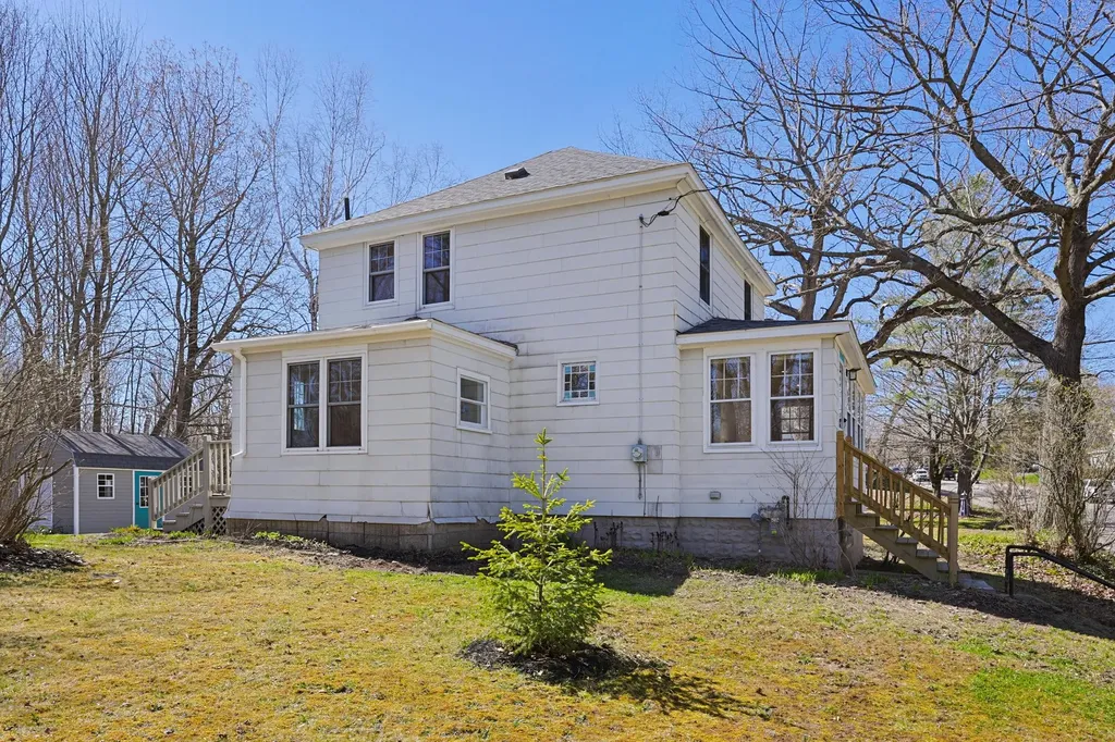 230 Cumberland Street Westbrook ME 04092