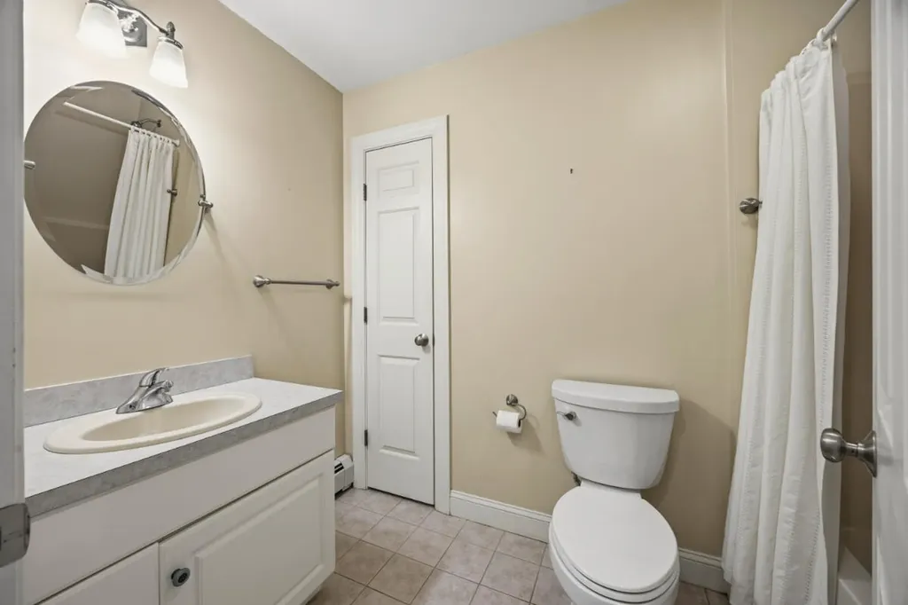 33 Ambrose Circle Gray ME 04039