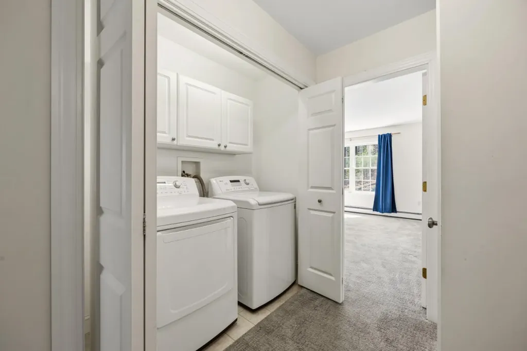 33 Ambrose Circle Gray ME 04039