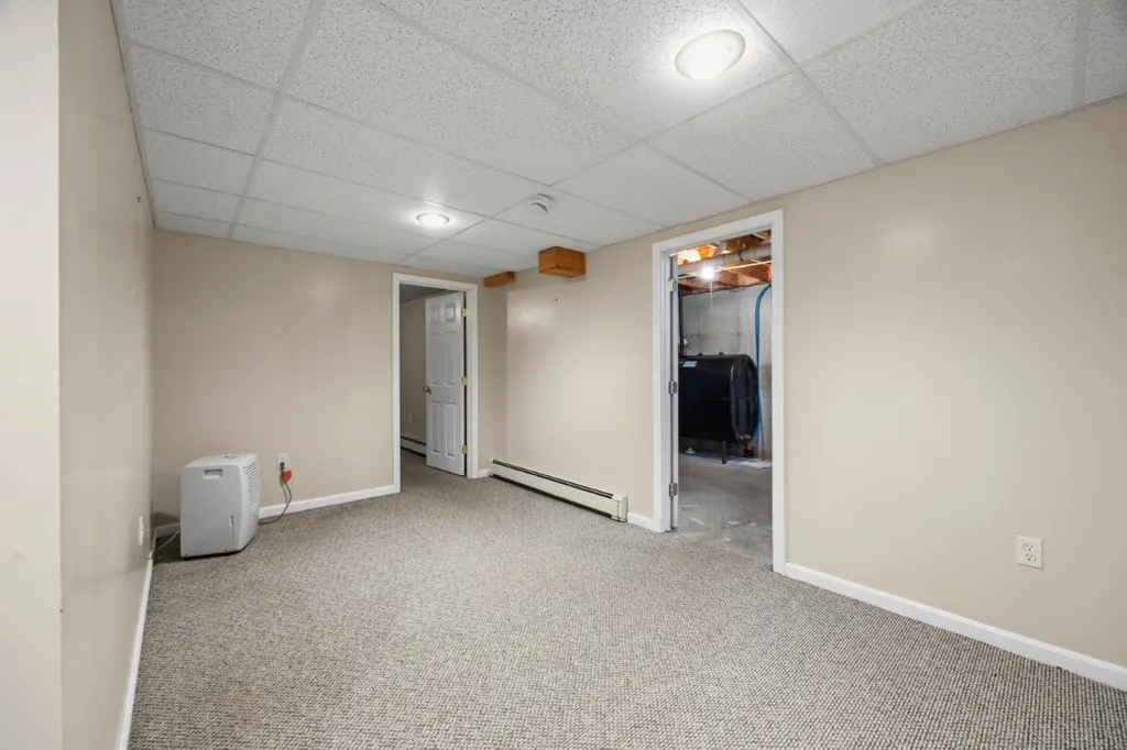 33 Ambrose Circle Gray ME 04039