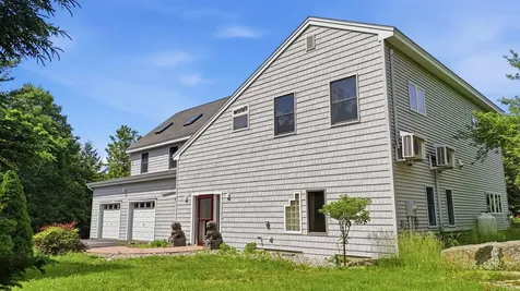 14 Cal Vista Drive Dayton ME 04005