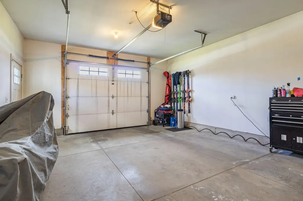 33 Meredith Drive Windham ME 04062
