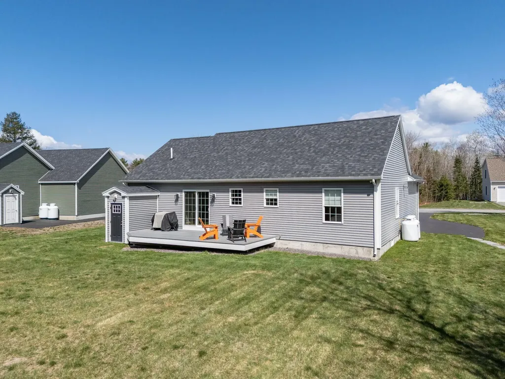 33 Meredith Drive Windham ME 04062