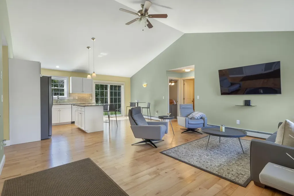 33 Meredith Drive Windham ME 04062